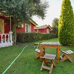 Hotel Random By Lookbookholiday 4*