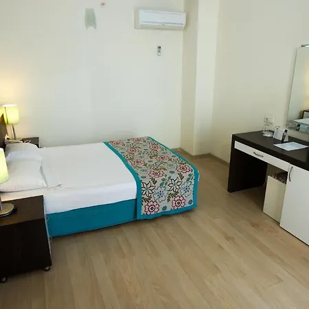 Hotel Random By Lookbookholiday