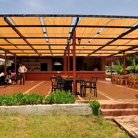 Hotel Random By Lookbookholiday Side