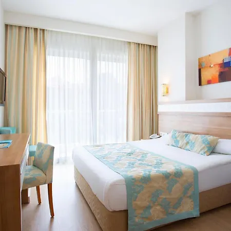 Hotel Random By Lookbookholiday Side