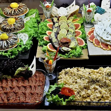 Hotel Random By Lookbookholiday