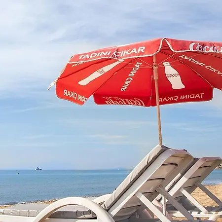 Random By Lookbookholiday Hotel Side