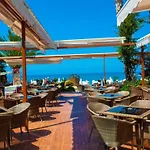 Szálloda Random By Lookbookholiday