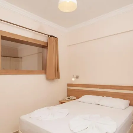 Random By Lookbookholiday 4* 시데